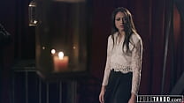 Cara rico e pervertido disciplina adolescente